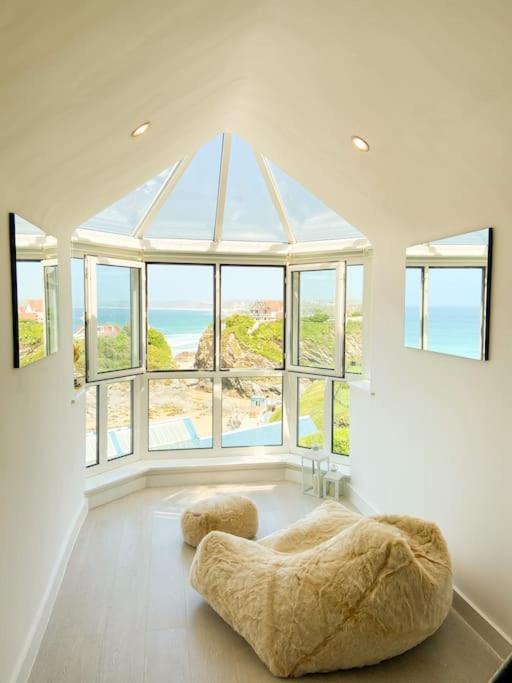 Apartment Blue Horizon Penthouse - Amazing Views + Parking! *